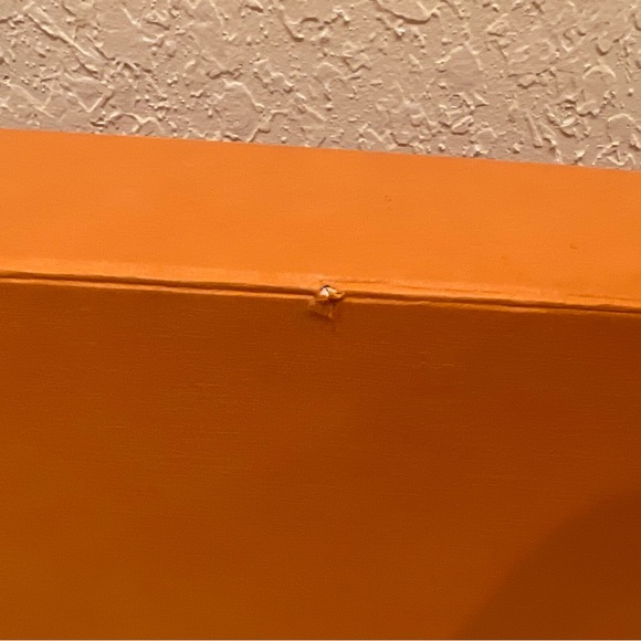 👑Authentic Louis Vuitton Gift/Storage Box Magnetic Closure in Imperial Saffron - Picture 2 of 6